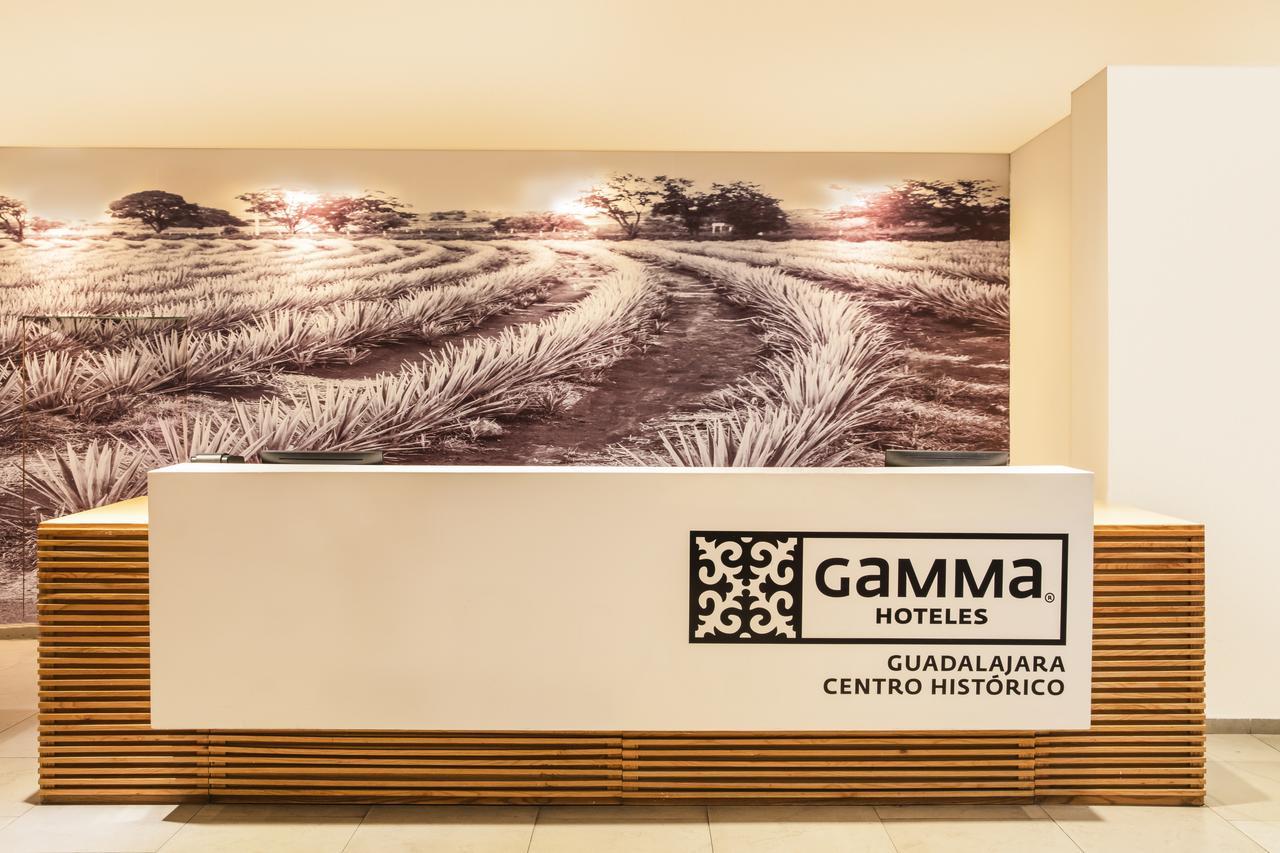Hotel Plaza Genova Centro グアダラハラ エクステリア 写真