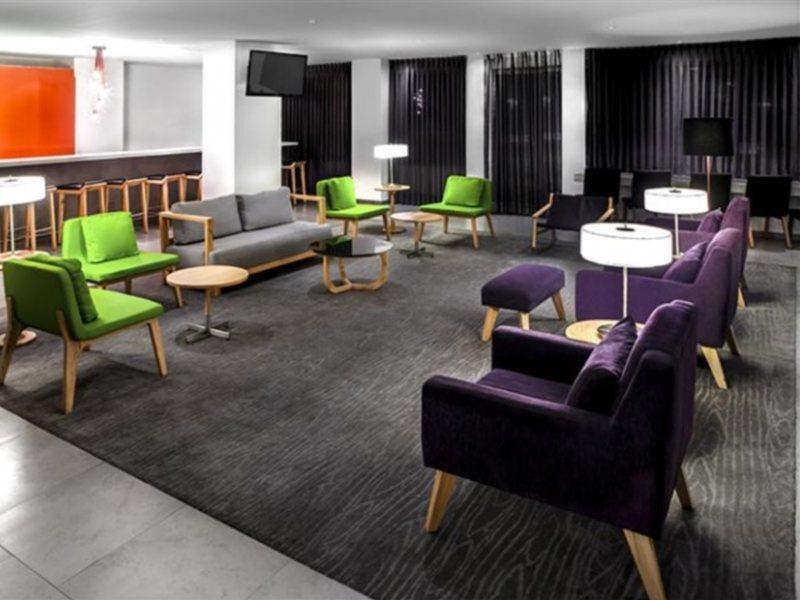 Hotel Plaza Genova Centro グアダラハラ エクステリア 写真